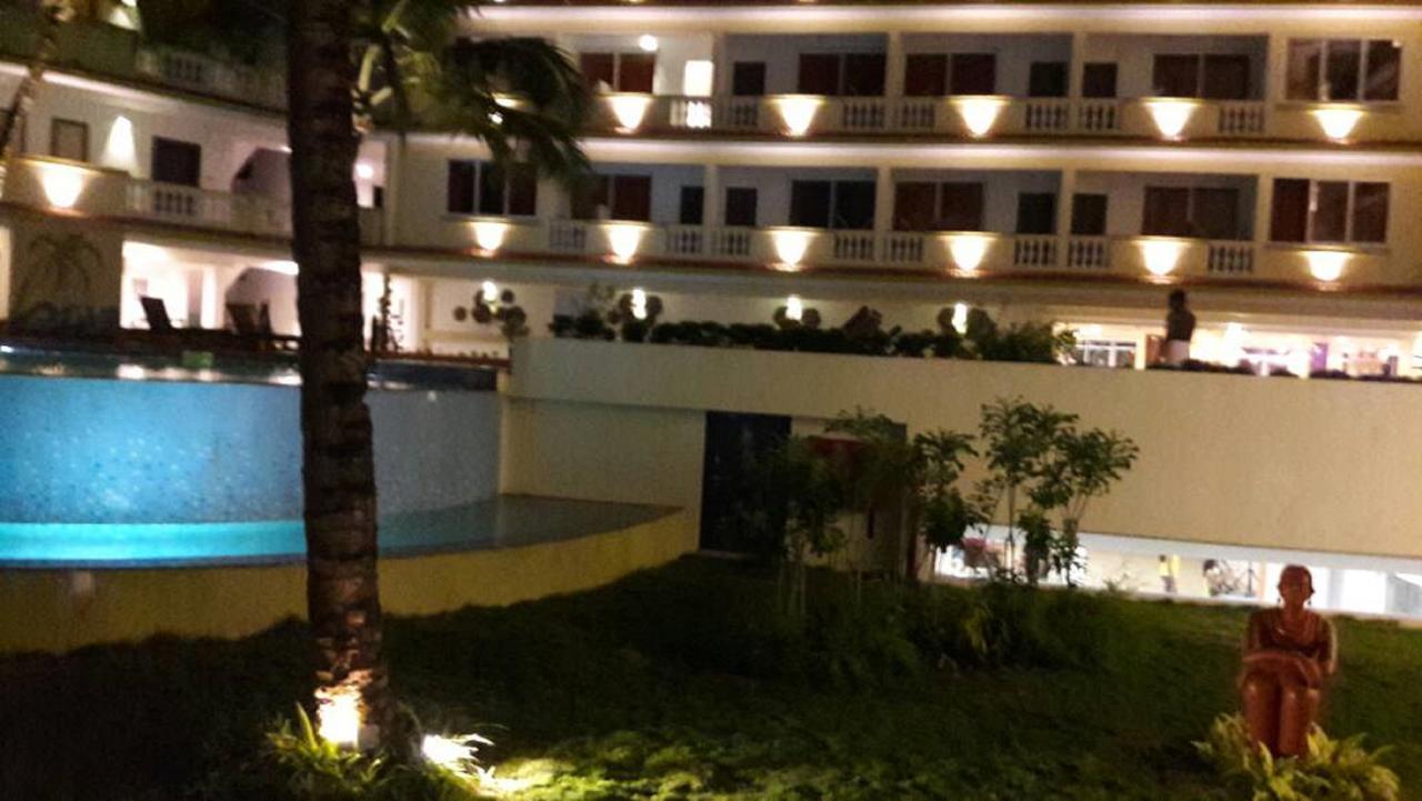果阿瓦尔卡斯特尔灵酒店 瓦卡 外观 照片